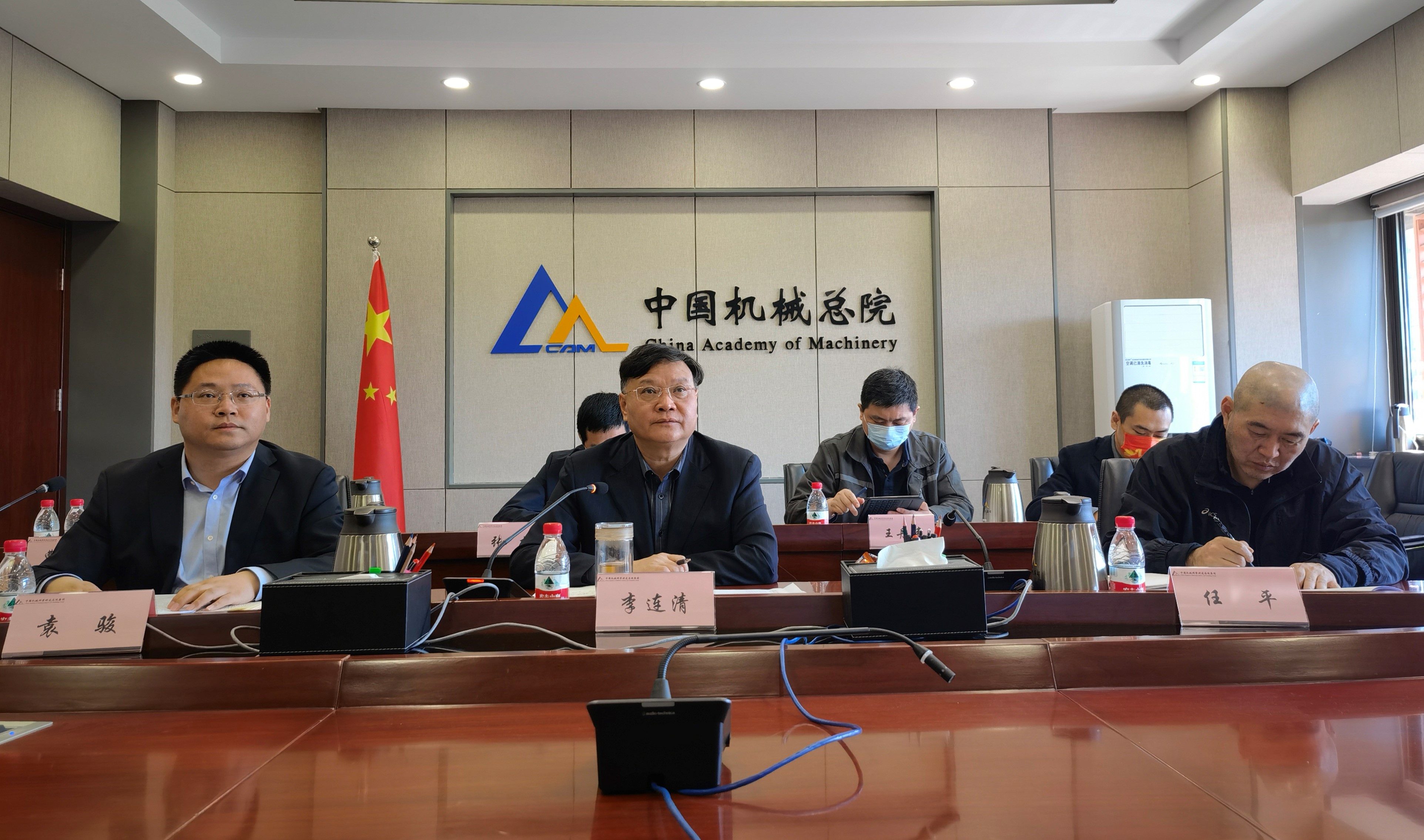 集團會(huì )場(chǎng)照片1a.jpg